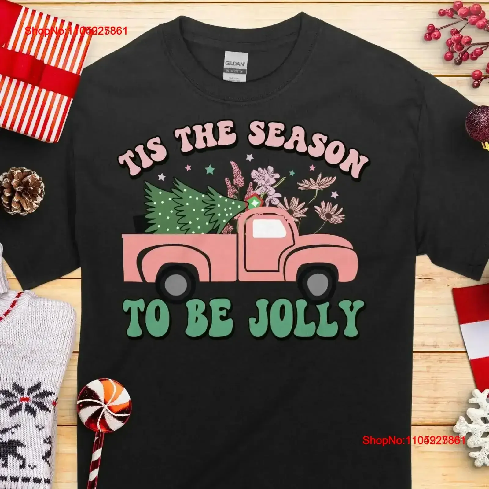 تي شيرت مطبوع عتيق من To Be Jolly تي شيرت شتوي Wonderland Secret Santa لعطلة عيد الميلاد هدية له عتيقة مغسولة #1
