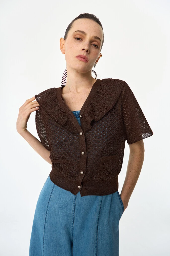 سترة Sweet Youthful LNVN 25 Summer ort Sve محبوكة مفتوحة من الدانتيل المجوف ومتعددة الاستخدامات للتخسيس على شكل حرف V Ne Button up Ca...