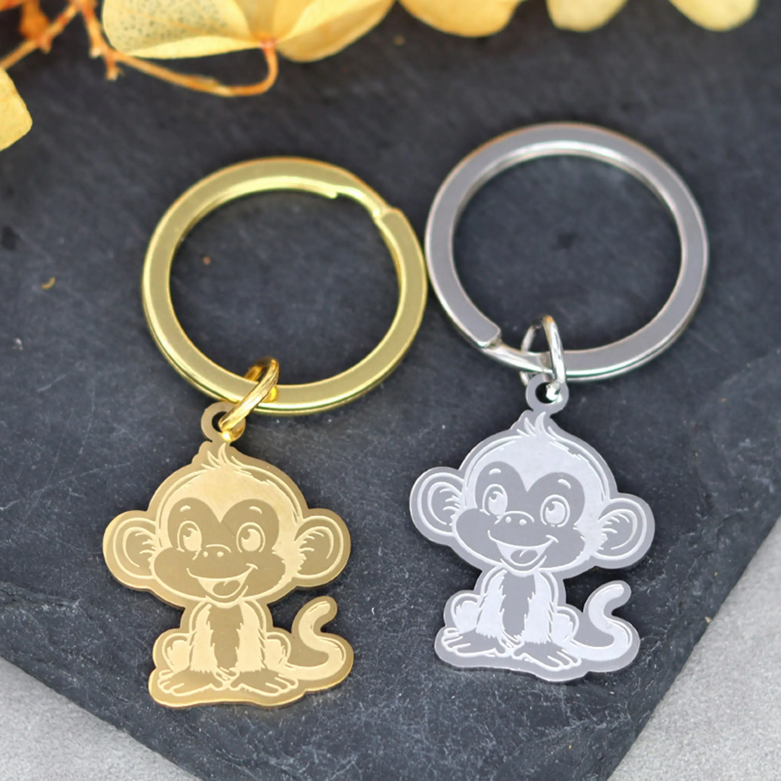 Lovely Smile Baby Monkey Charms Animal Keyrings diy Kids Gifts Stainless Steel Keychain for Women Men Jewelry Decor Accessories