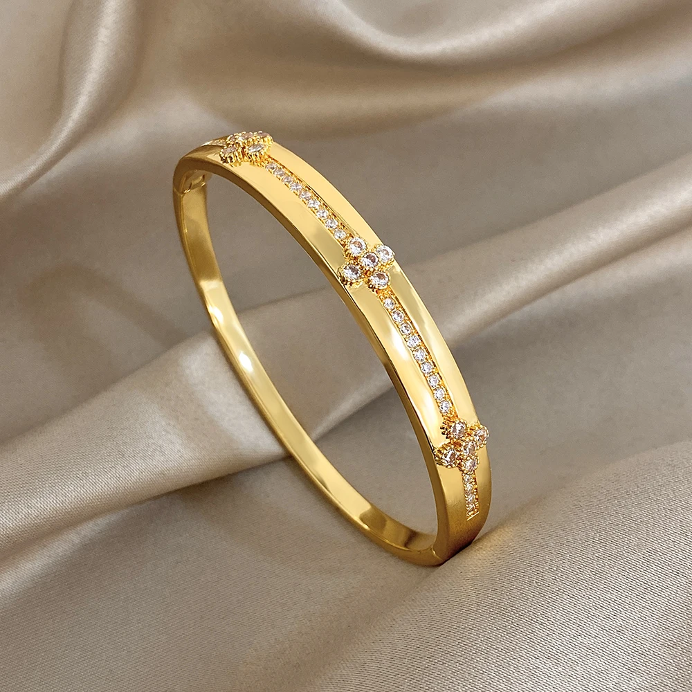 

DODOHAO Luxury Big Rhinestones Geometric Wide Bangle Bracelet Women Elegant Gold Color Irregular Chunky Cuff Spring Bangles Gift