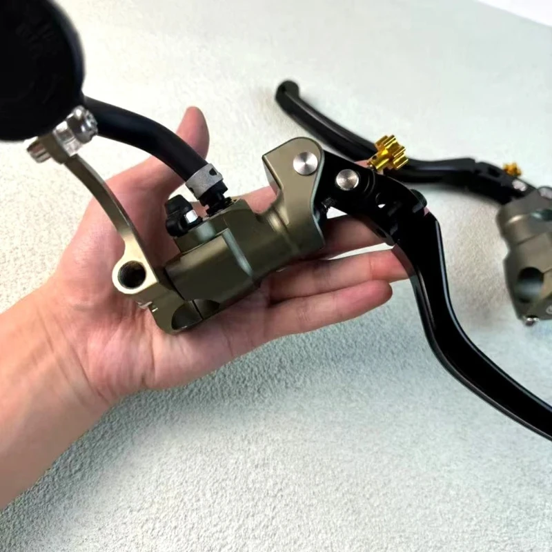 16mm Piston Motorcycle Universal Brake Clutch Pump Master Cylinder Lever 7/8