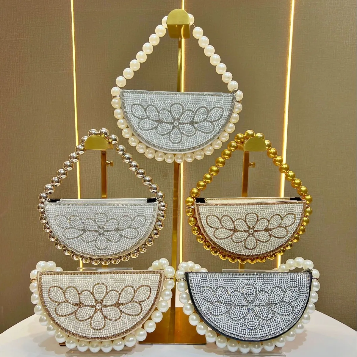 

Luxury Diamond Evening Bags For Women Shoulder Crossbody Bags Pearl Chain Clutch Party Wedding Dinner Bags