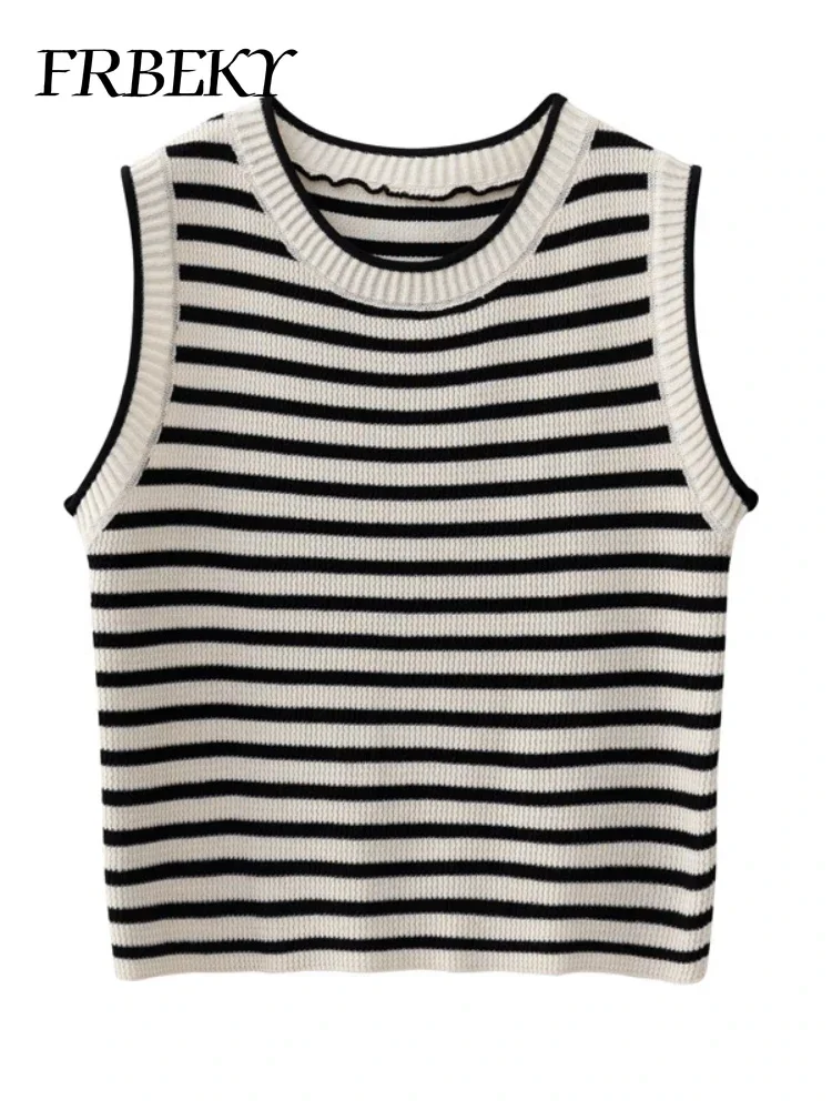 Fashion Striped Knit Sleeveless Women\'s Vest Short Inner Sweater Vest Sleeveless Knitted T-Shirts Crop Tops Korean Pullover