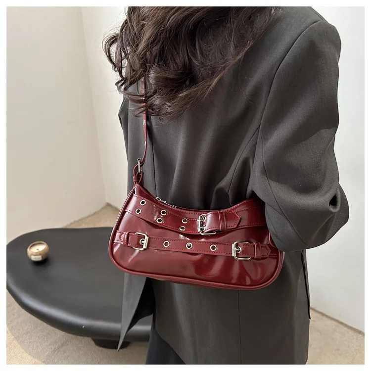 Schicke Y2K Damen-Unterarmtasche mit doppelter Gürtelschnalle, verstellbarem Riemen, trendige, punk-inspirierte Handtasche, für lässige Schultertasche. – Detail 22