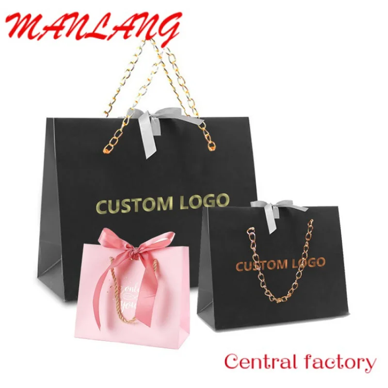 Custom  Custom Luxury Boutique Shoes Clothing Packaging Bags Shopping Retail Store Black Paper Packaging Gift Bags With Your Own