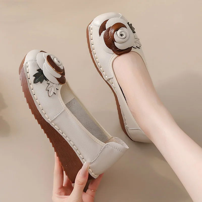 New genuine leather shoes women's wedge pumps luxury top quality med heel shoes woman autumn slip on flats ladies vintage pumps