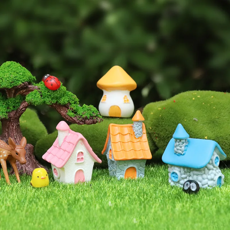 

Cute Cartoon European Style Small House Model Resin Craft Healing Miniature Desktop Landscape Decorations Little Ornaments