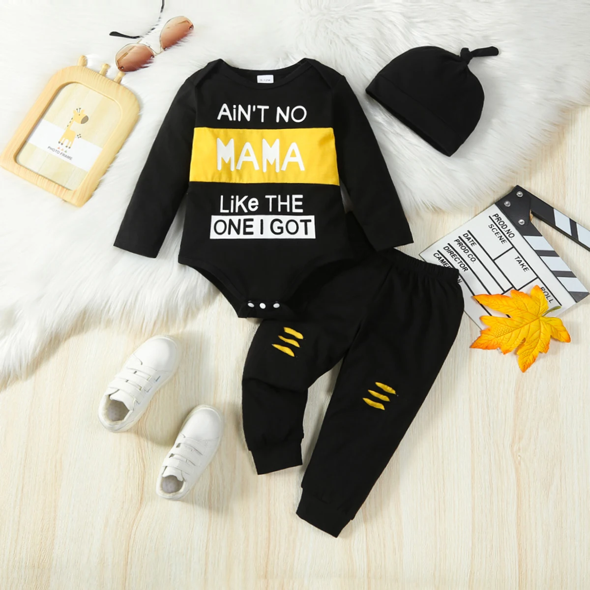 2-teiliges Set für Babys, Jungen, Frühling/Herbst, langärmeliger Body mit Buchstabenmuster und Strickhose mit Rissen – Detail 2