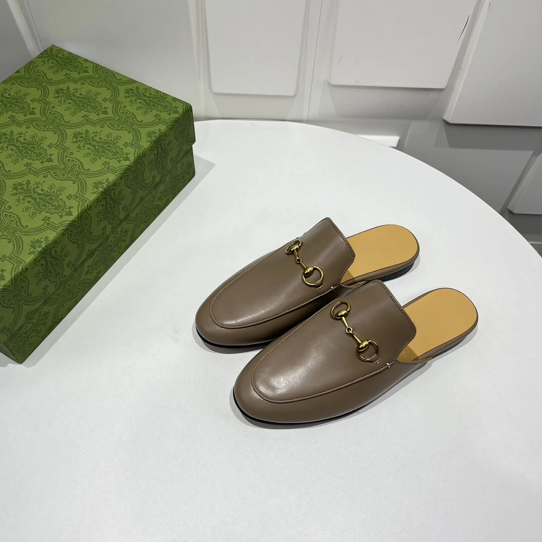 Classic horsebit buckle half-slippers, imported cowhide sheepskin material, shoes stand up, temperament versatile.