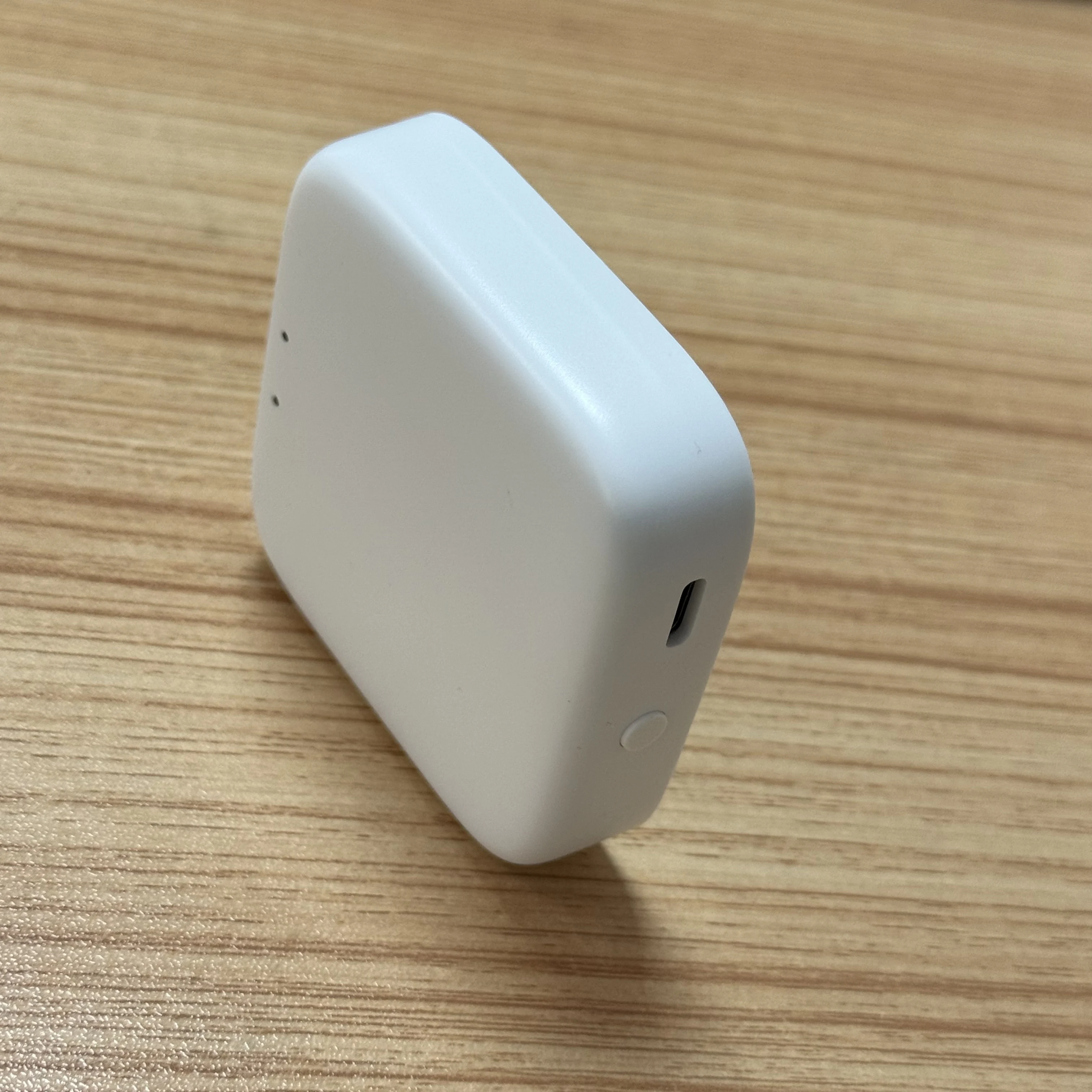 tuya-zigbee-gateway-bluetooth-multi-mode-hub-smart-home-wireless-controller-app-remote-control-works-alexa-with-voice-command