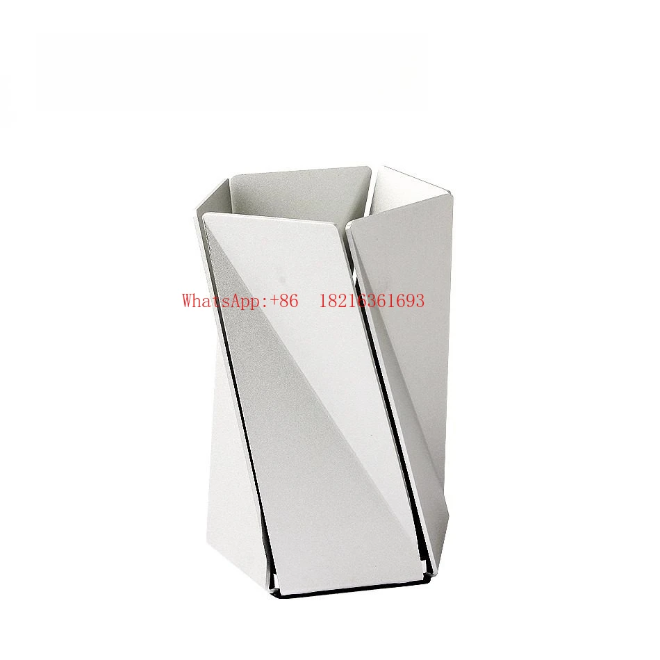 

Creative Pen Holder Twisted Aluminum Alloy Barrel Simple Desktop Storage High-end Stationery Ornaments