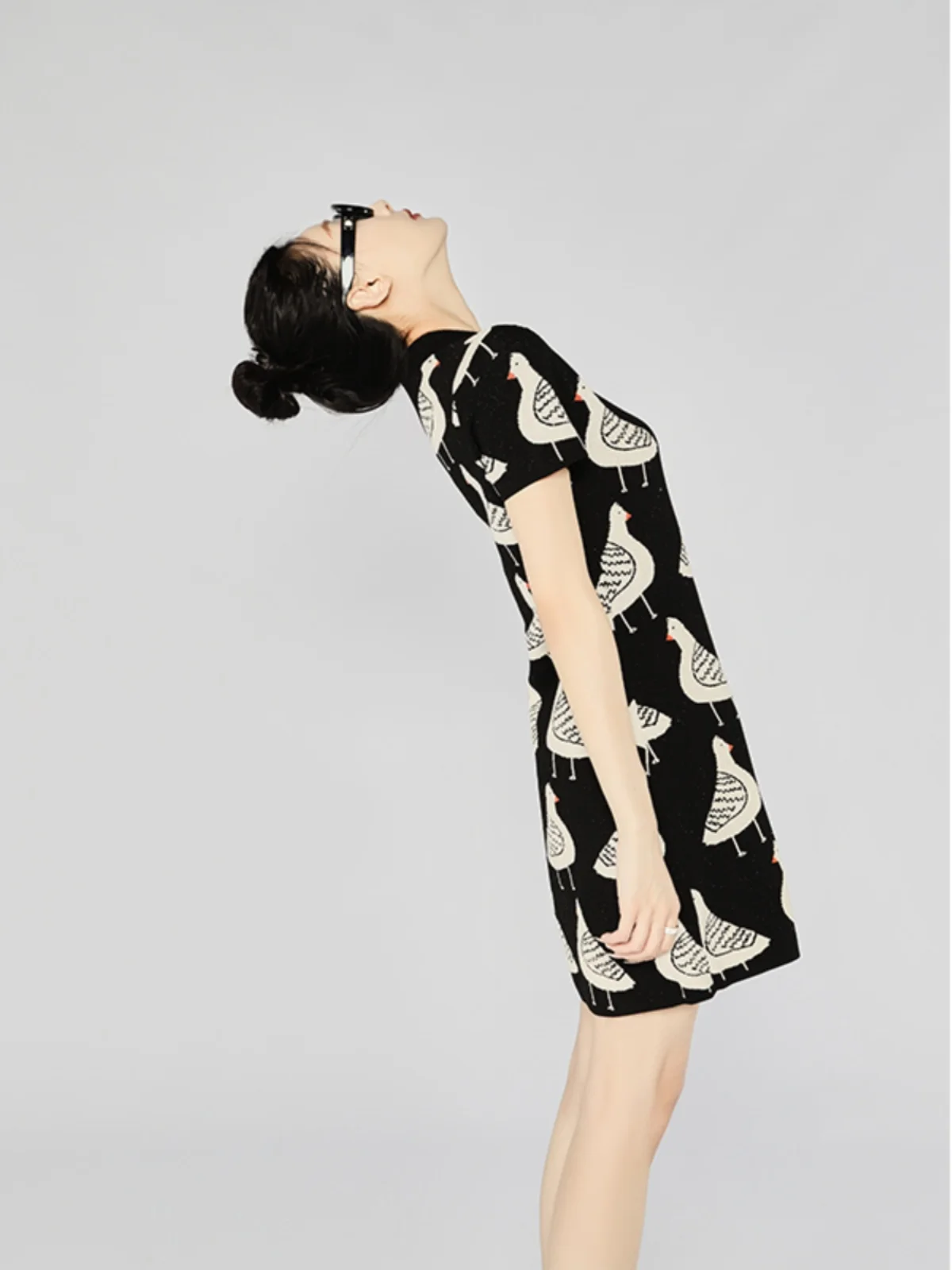 

Новая юбка-трапеция Miu Series с вязаным воротником, свободного кроя, средней посадки, скрывающая недостатки фигуры, для повседневной носки