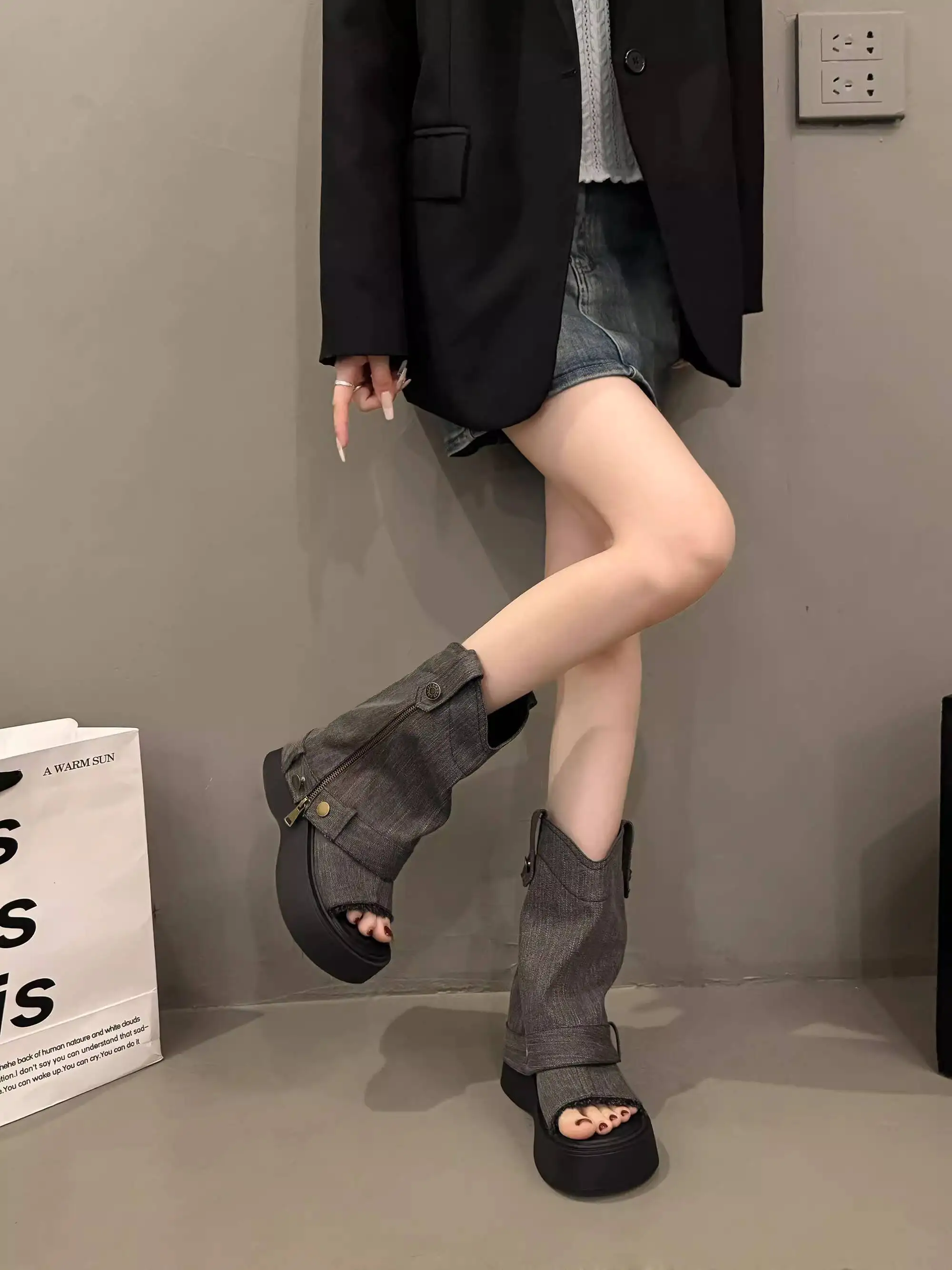 

2025 Summer New Petite Women's Sandals 6cm Elevator Heel Open Toe Roman Shoes Two Wear Cool Tube Boots with Thick Sole