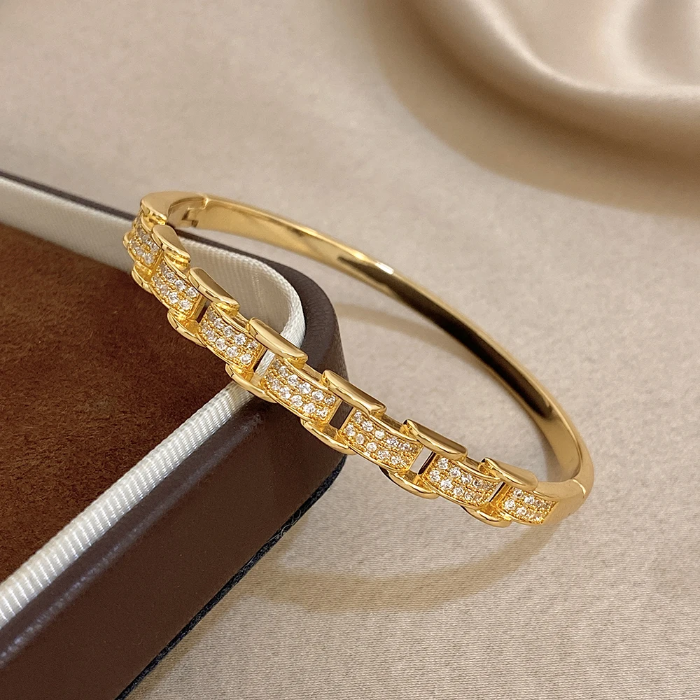 Greatera جودة عالية حجر الراين مربع سلسلة الربط النحاس سوار المد متعدد نمط اختيار مطلي الذهب تصميم الكفة الإسورة