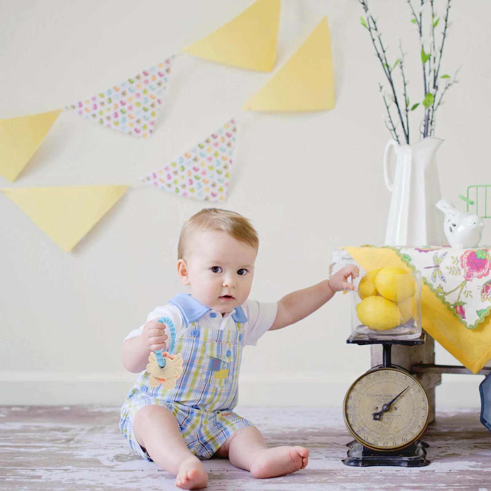 

Silicone Rings Baby Teething Cute Gum Relief Infant Chew Montessori Newborn Teething Ring Safe Soft