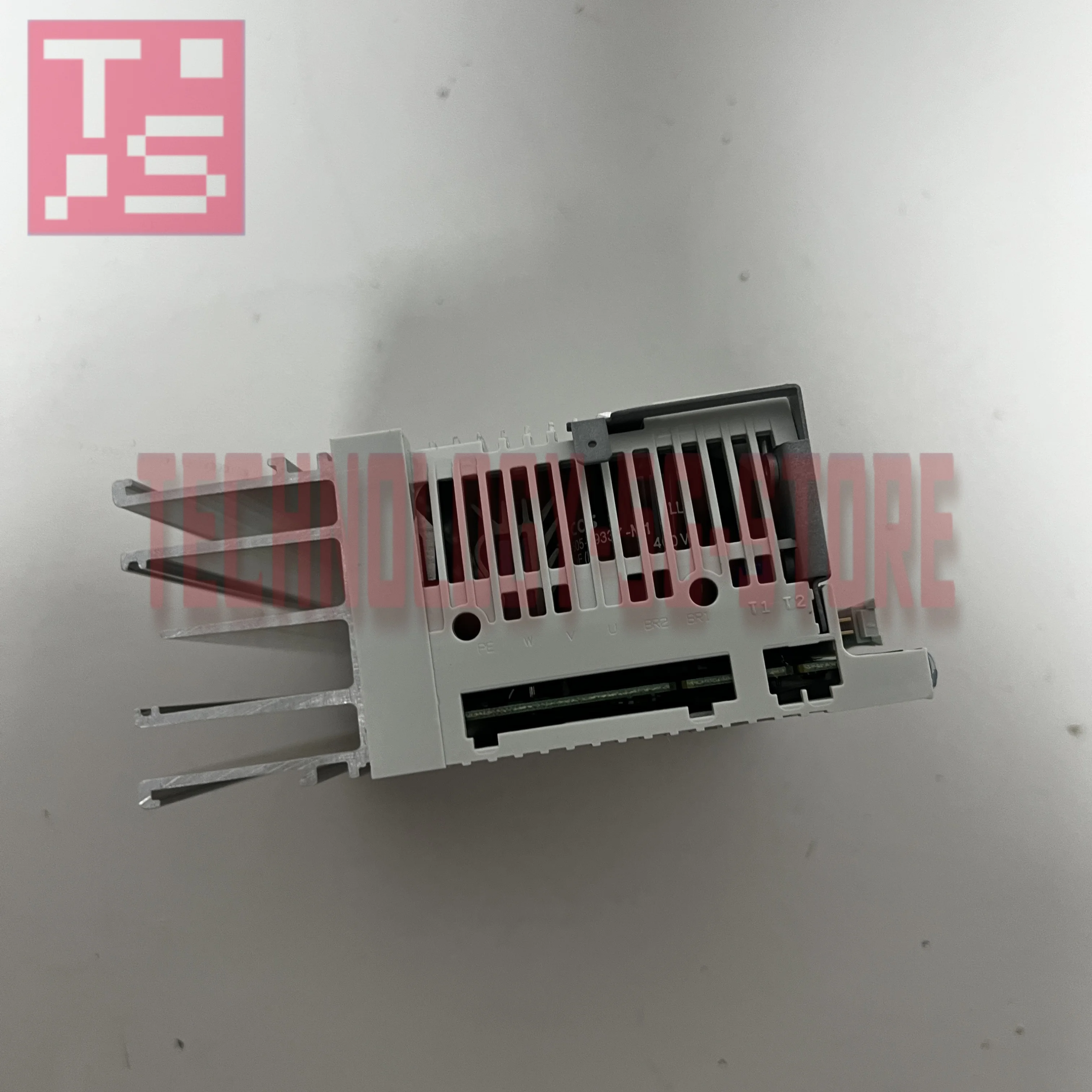 E82EV551K4C   E82EV551K4C200 servo driver 100%NEW in box