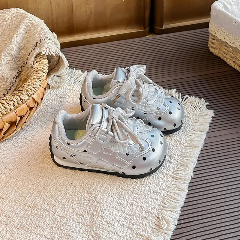 Toddler Girls Polka Dot Casual Sneakers Lace Decor Hook And Loop Non‑slip Lightweight Walking Shoes For Daily Outdoor Play
