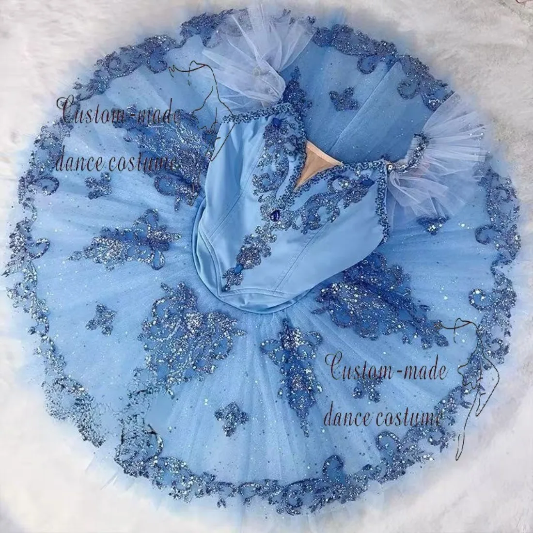   Professionelles, himmelblaues, verziertes Tutu für Ballettwettbewerbe