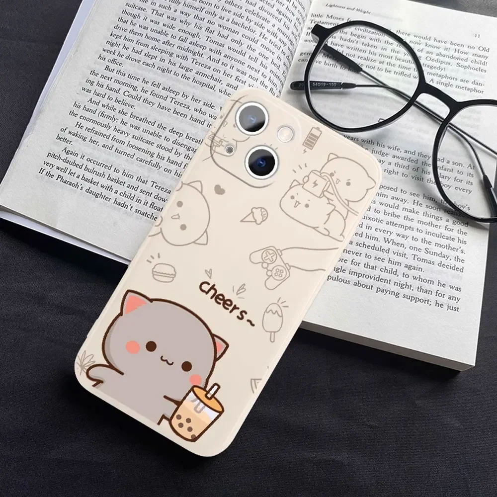 Cartoon Peach Mochi Cat Couple Phone Case for IPhone 15 14 13 12 11 Pro Mini X XR XS MAX 7 8 Plus Cute Animal Paired Soft Covers