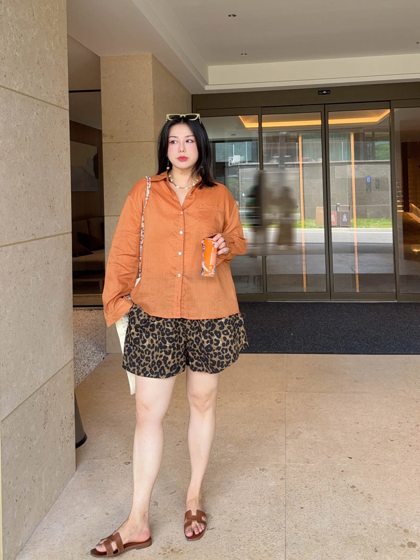 

Женская рубашка Vogana большого размера, свободного кроя, из льна, с защитой от солнца, повседневная, в корейском стиле, летняя, с длинными рукавами