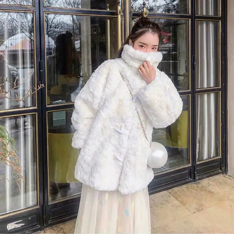 2025 Autumn/Winter Lamb Fleece Fur Coat for Women, Medium to Long, Lazy Style Bull Horn Buckle Imitation Otter Rabbit Plush Coat