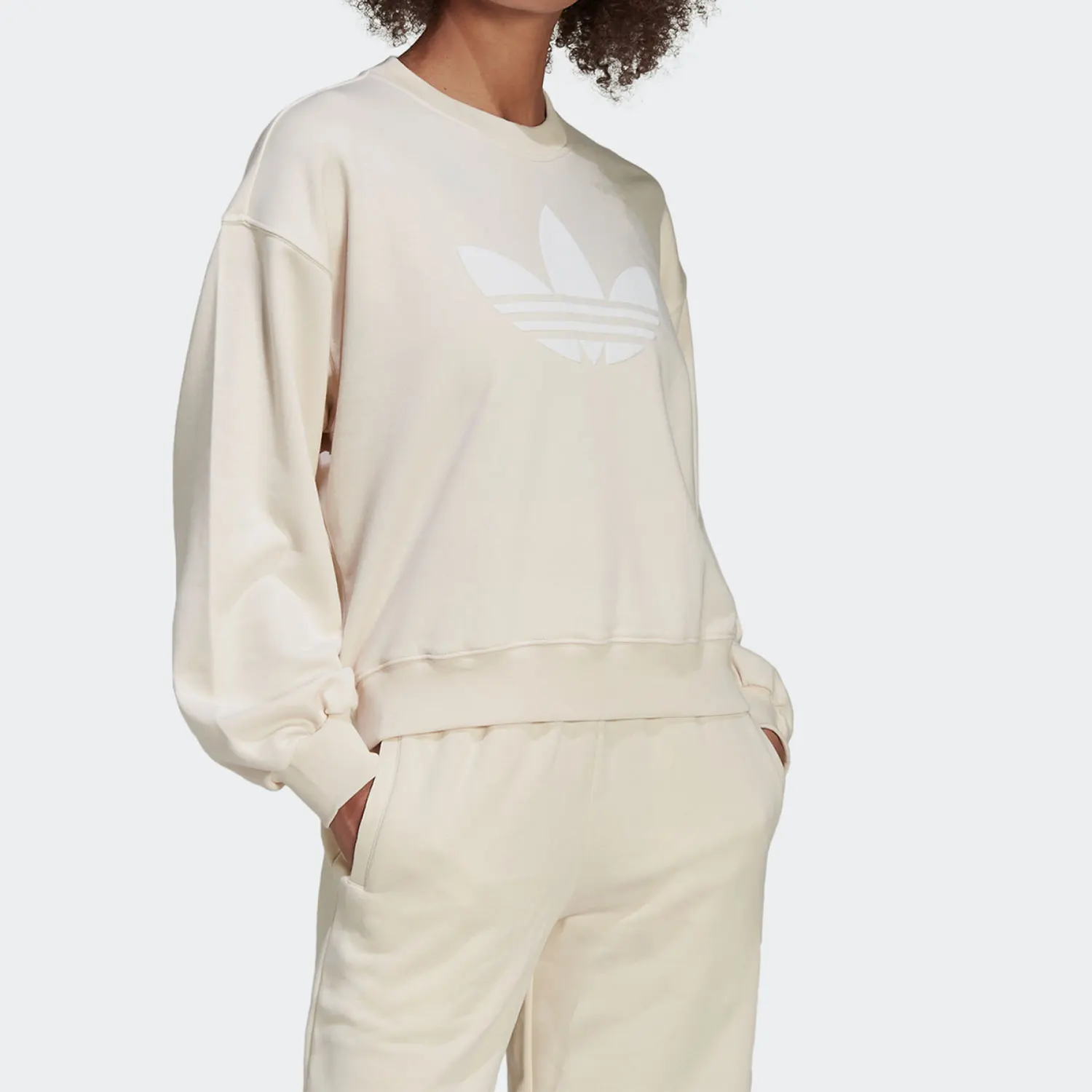 

Adidas genuine Three Stripes New Women's Fashion Loose Simple Sweatshirt HU1606