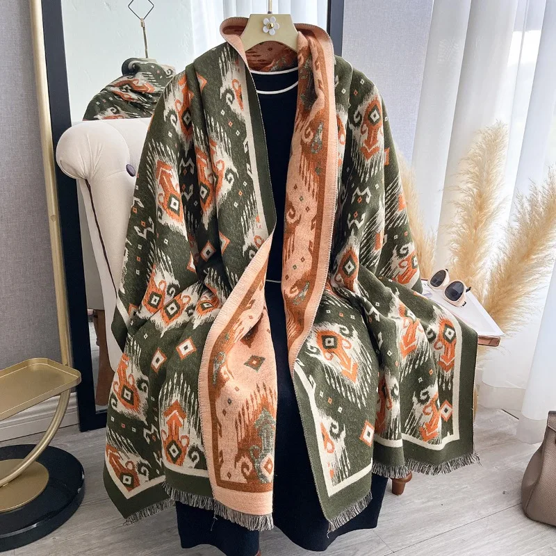 

Retro print fashionable faux cashmere scarf for women, winter versatile double-sided thick student neck warmer convertible