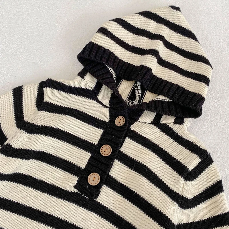 New autumn baby clothing, 0-3 year old boys and girls striped hooded cotton jumpsuit, jumpsuit, triangle climbing suit