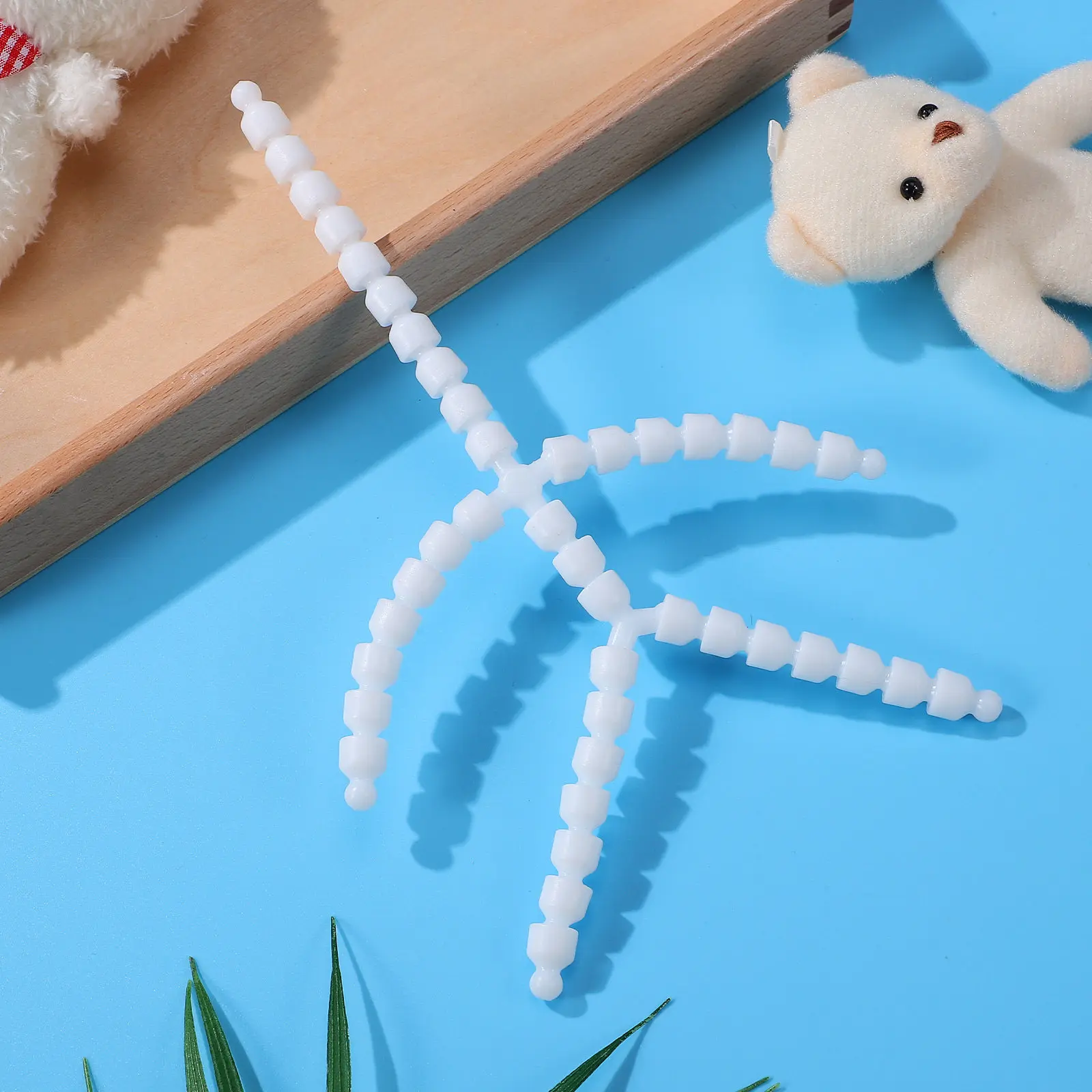 

Artificial Frame Movable Joints Flexible Posture Adjustable Head Chin Puppet Making Parts for Interactive DIY Fun