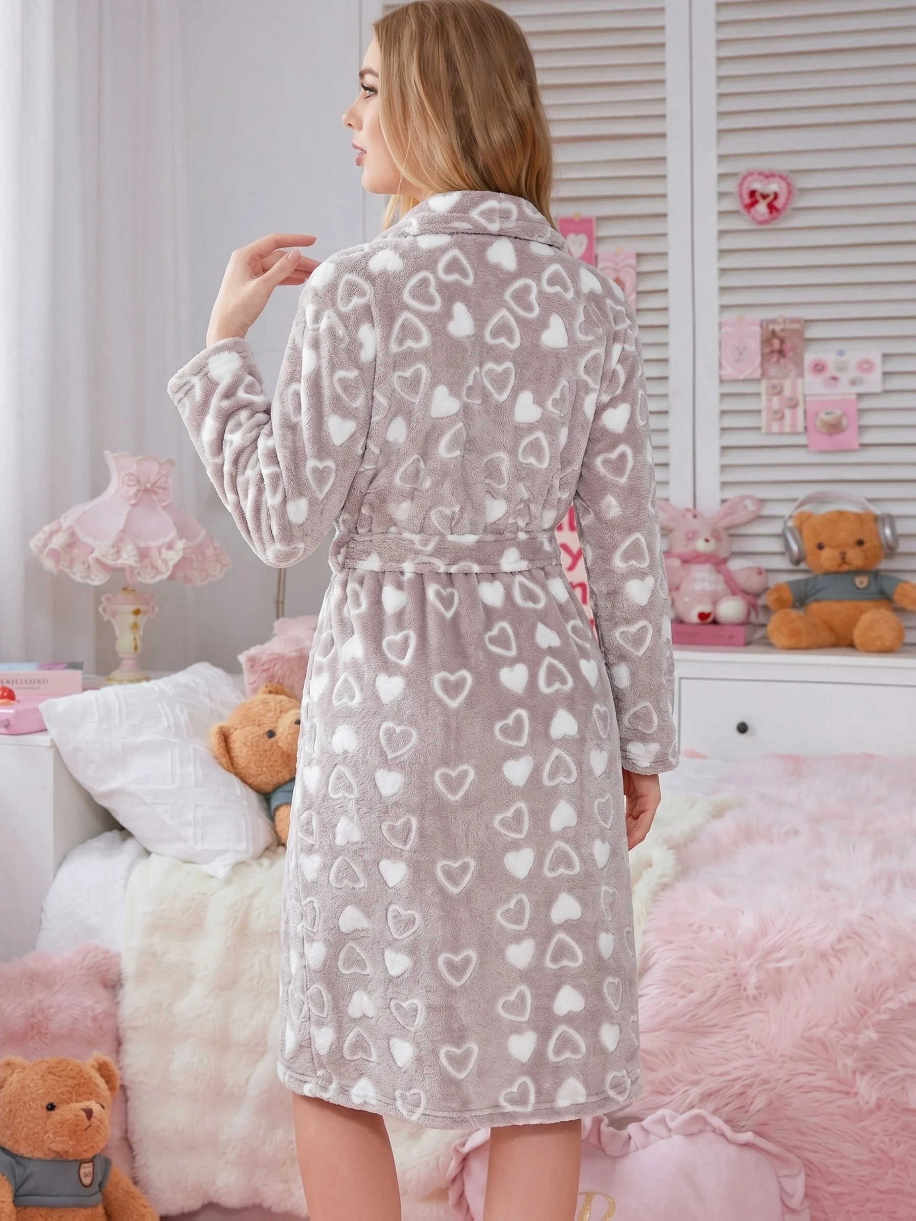Women's Winter Flannel Robe Printed Adjustable Waist Belt Hidden Side Pockets Loungewear for Home Outdoor Wear