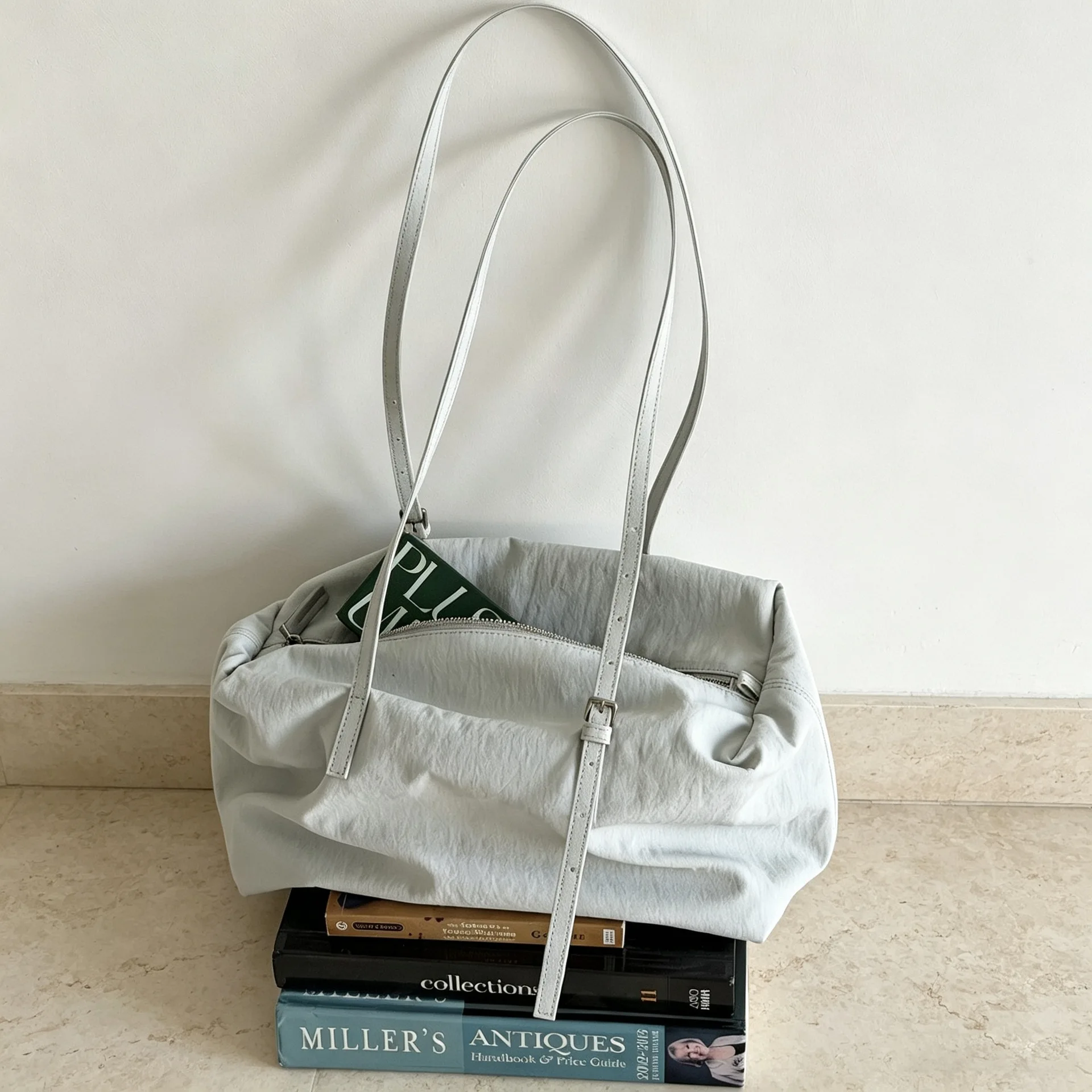 2026 – Neuerscheinung – Große Pendler-Umhängetasche – Minimalistische Mode – Kissen-Stil Damenhandtasche – Leichtgewicht-Nylon – Detail 29