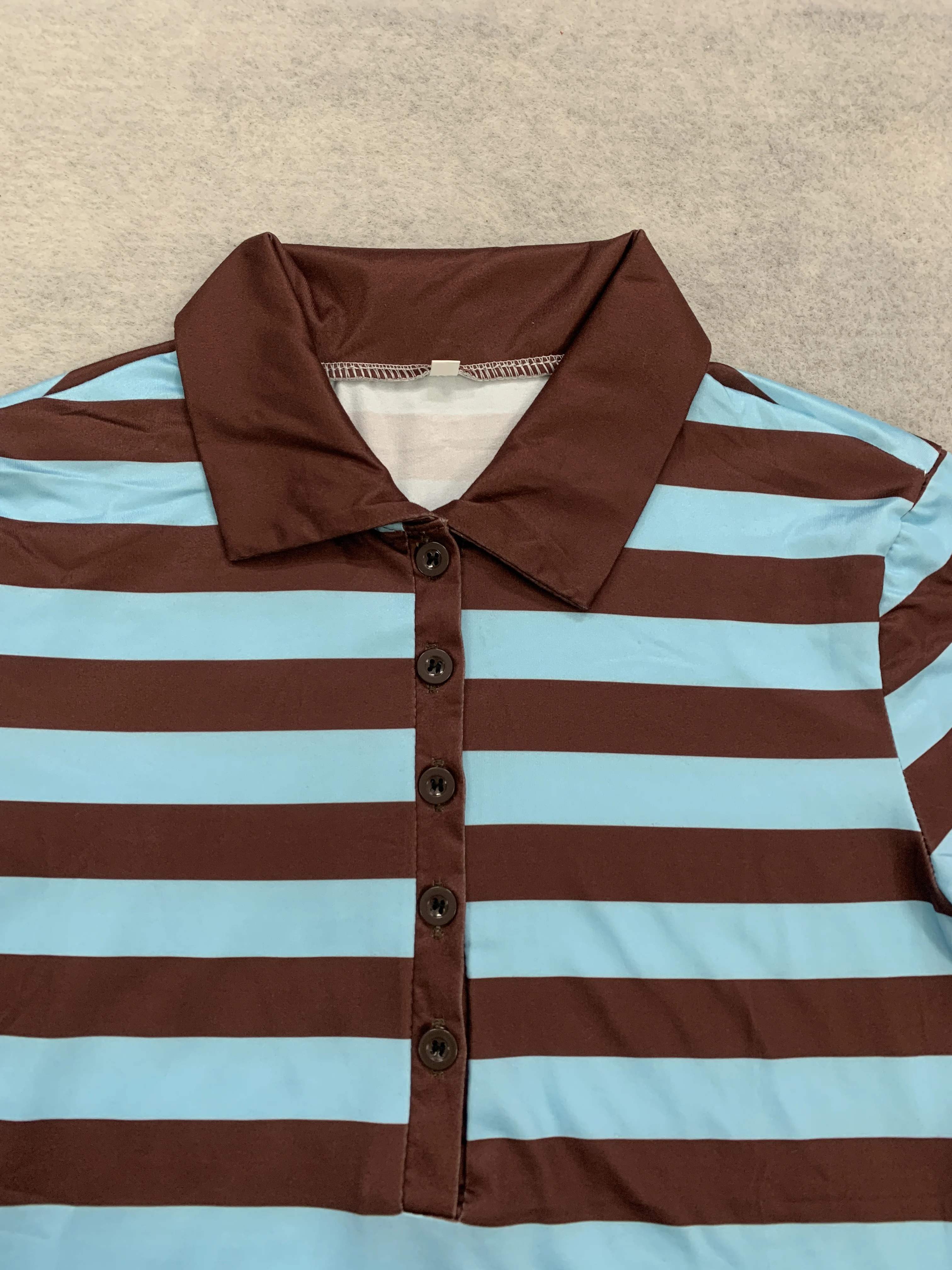 Damen Slim Fit Gestreiftes Poloshirt Kurzarm Henley-Oberteil Y2K Streetwear Lässiges Crop-Top für Junge Damen – Detail 2