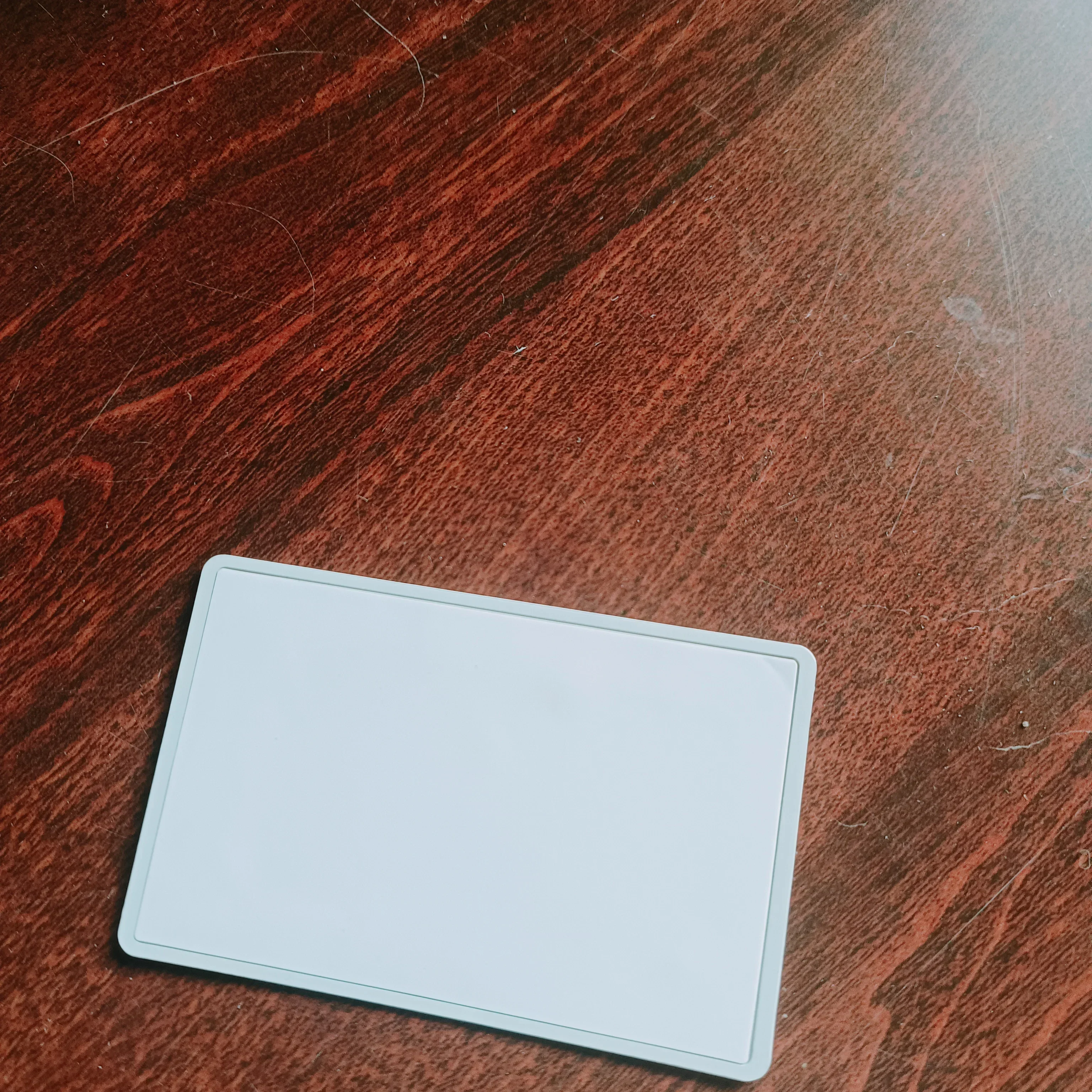 الموظف فارغة تماس Nfc بطاقة مخصصة مخصصة بطاقة الأعمال المعدنية الذهب