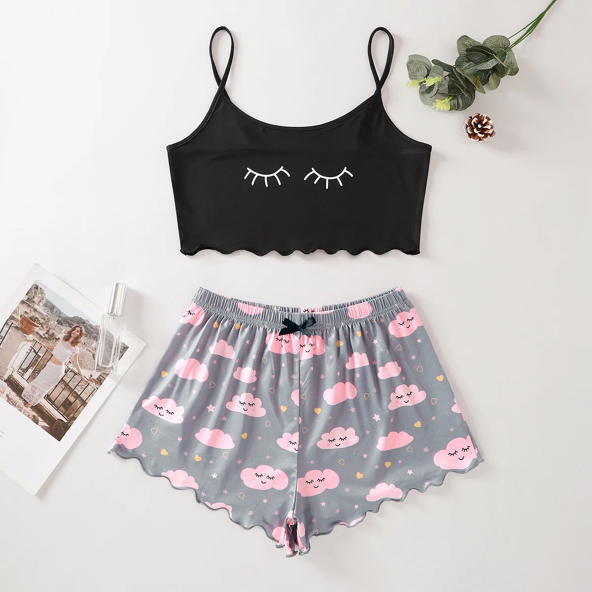 Women\'s 2pcs Cute Soft Comfy  Pink Moon Star Eyelash Print Sexy Sleepwear Sleeveless Shorts Homewear Pajama Set