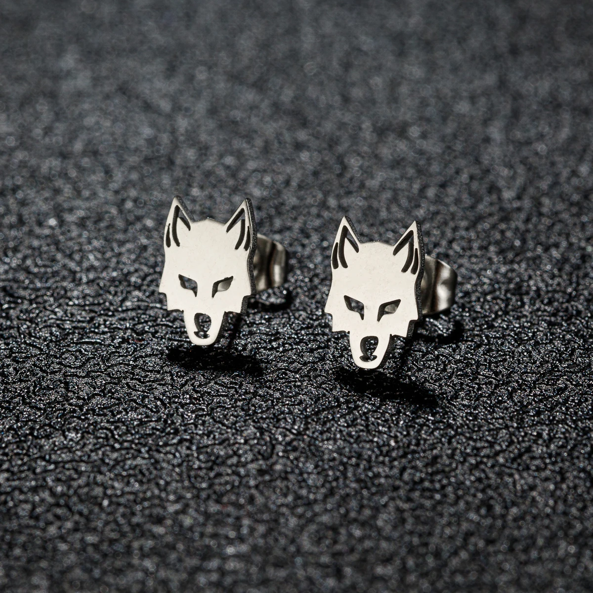 1Pair Stainless Steel Vicious Wolf Head Earrings For Women Man Mini Animal Pendientes Tiny Ear Maxi Accessory Orecchini Aros