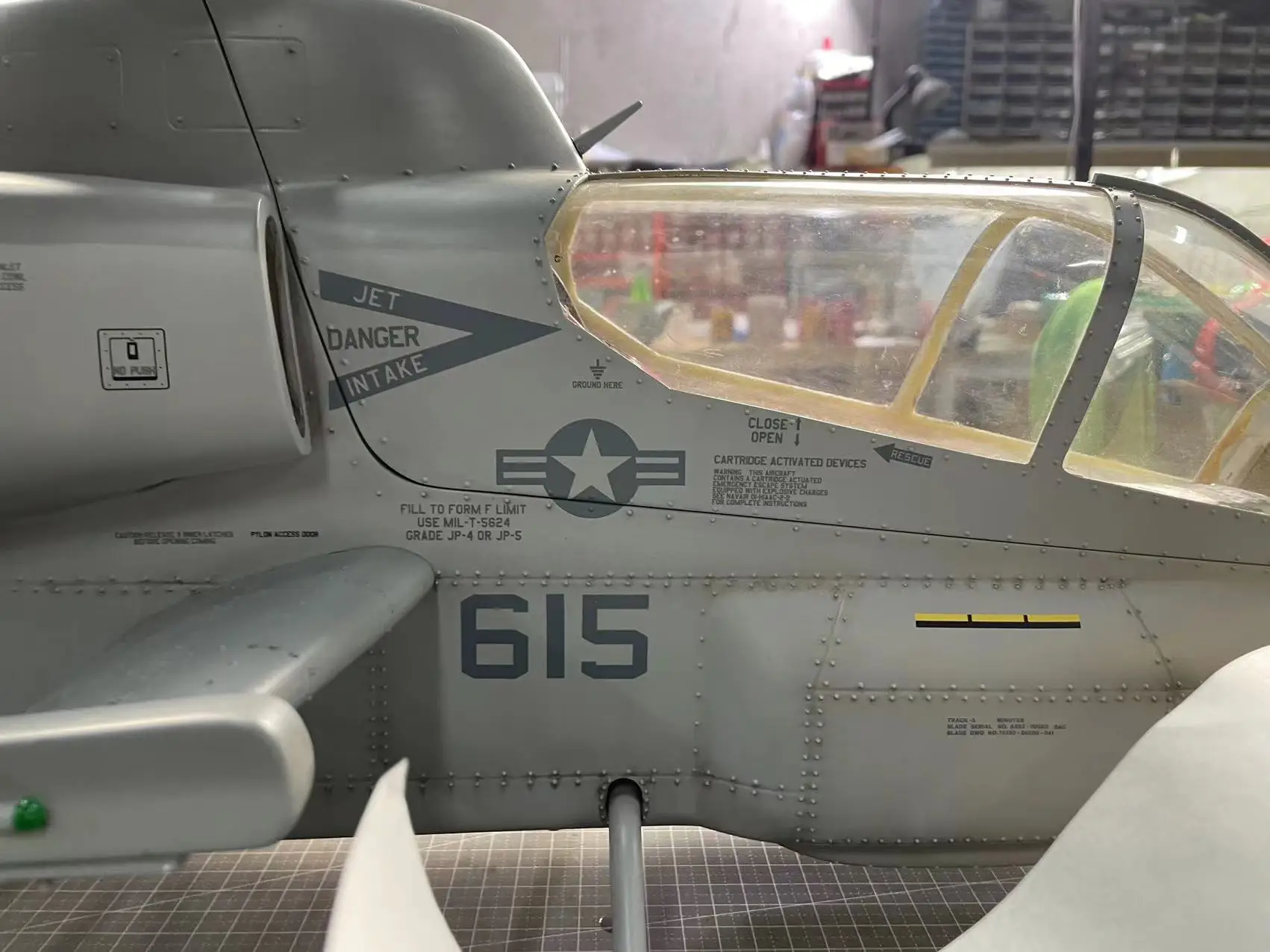 جزء ملصق لاصق مائي لطائرة هليكوبتر/طائرة أو طائرة KT (حجم A4) #4