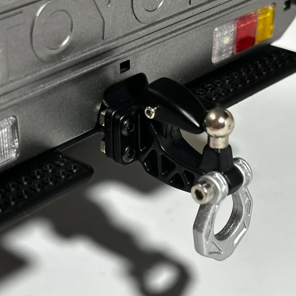 RC Crawler Upgrade Mod Part Rear Step With Metal Spring Snap Hook Customized For 1/12 MN82 MN82 Pro RC Offroad Truck Accessory