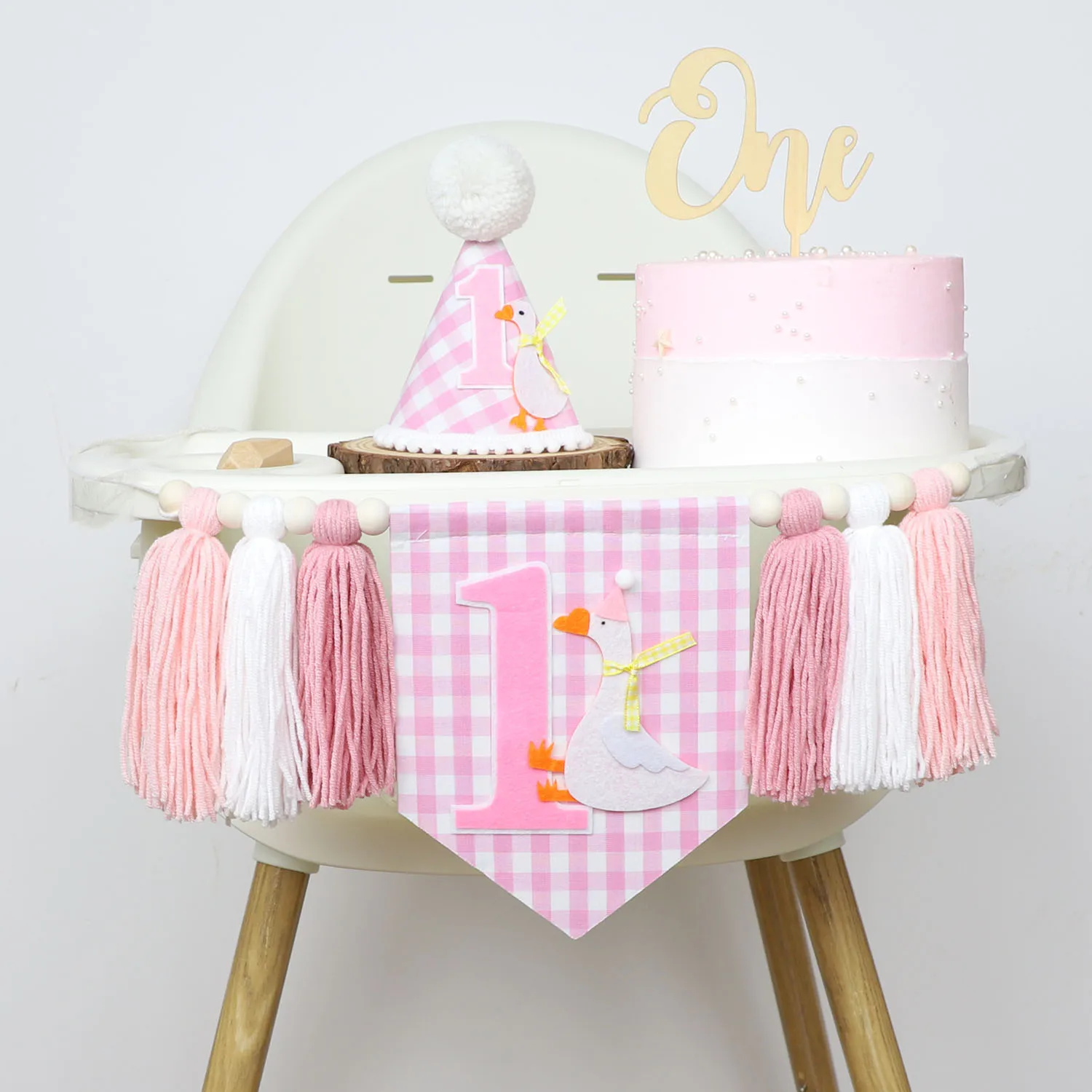 Partydekoration zum 1. Geburtstag mit Gänsemotiv, rosa kariertes Girlandenbanner, Geburtstagshut im Bohemian-Stil, Foto-Requisite zum Geburtstag des Mädchens – Detail 1