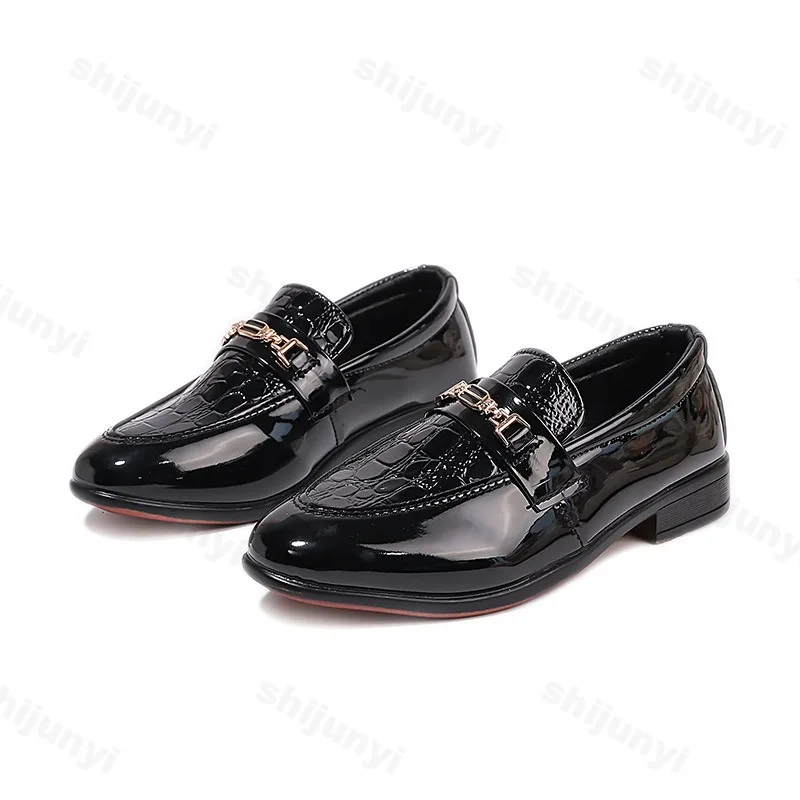 Sepatu Kulit Anak-anak Sepatu Formal Anak Laki-laki Hitam Klasik Ujung Jari Kaki Lembut 2025 Musim Semi Musim Gugur Sepatu Flat Anak-anak Gaya Inggris