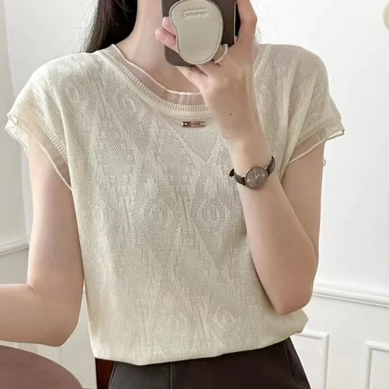 Fashion Korean Crochet Hollow Out Short Sleeved T-shirt Women Summer New Solid Round Neck Loose Knitting Lacework Thin Tops 2024