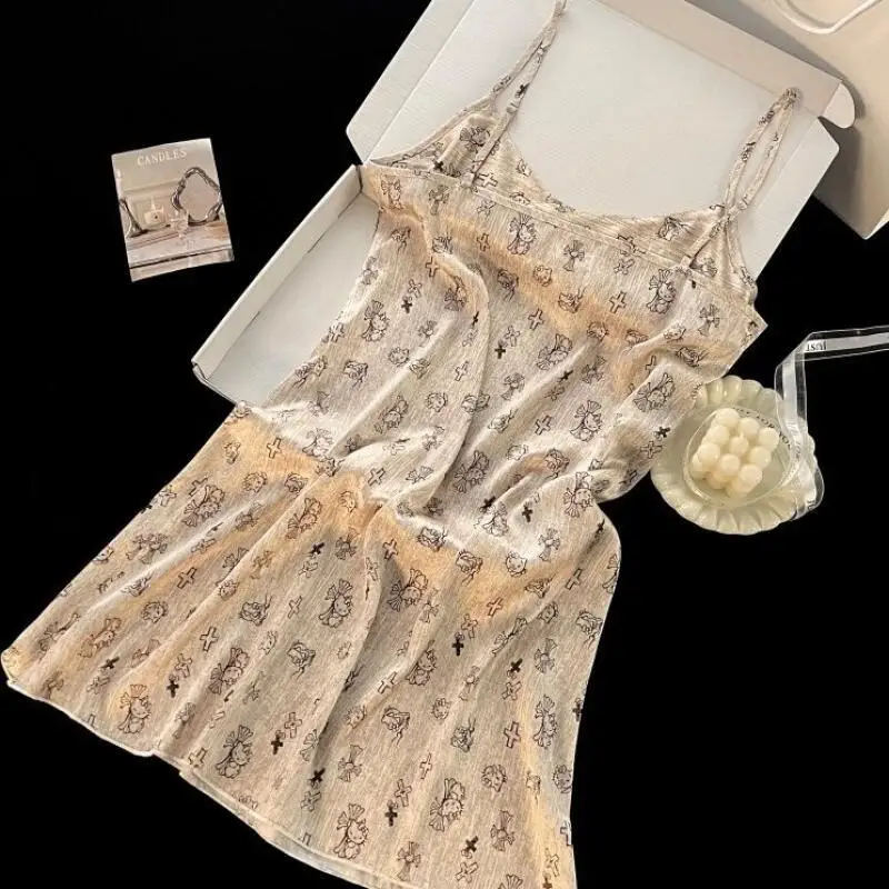 

Новая ночная сорочка Sanrio Hello Kitty на бретелях из ледяного шелка, свободная, простая, модная, тонкая, креативная, хит продаж, для дома