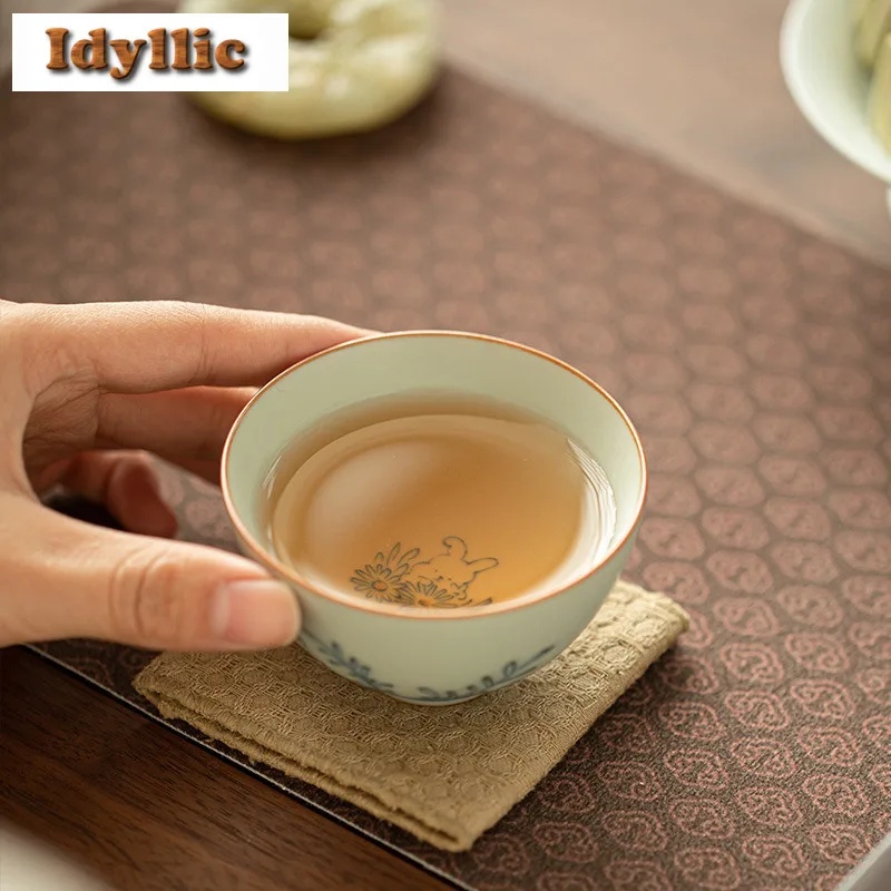 2 قطعة/الوحدة رو كيلن ديزي لطيف أرنب الأزرق والأبيض فنجان الشاي زن وعاء الشاي القدح الشاي تذوق التأمل كوب Jianzhan ماستر أكواب 70 مللي #6