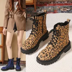 Stivali da neve caldi invernali da donna stivaletti con plateau in cotone antiscivolo impermeabili Botas Mujer stivali caldi leopardati Plus Size 42 43