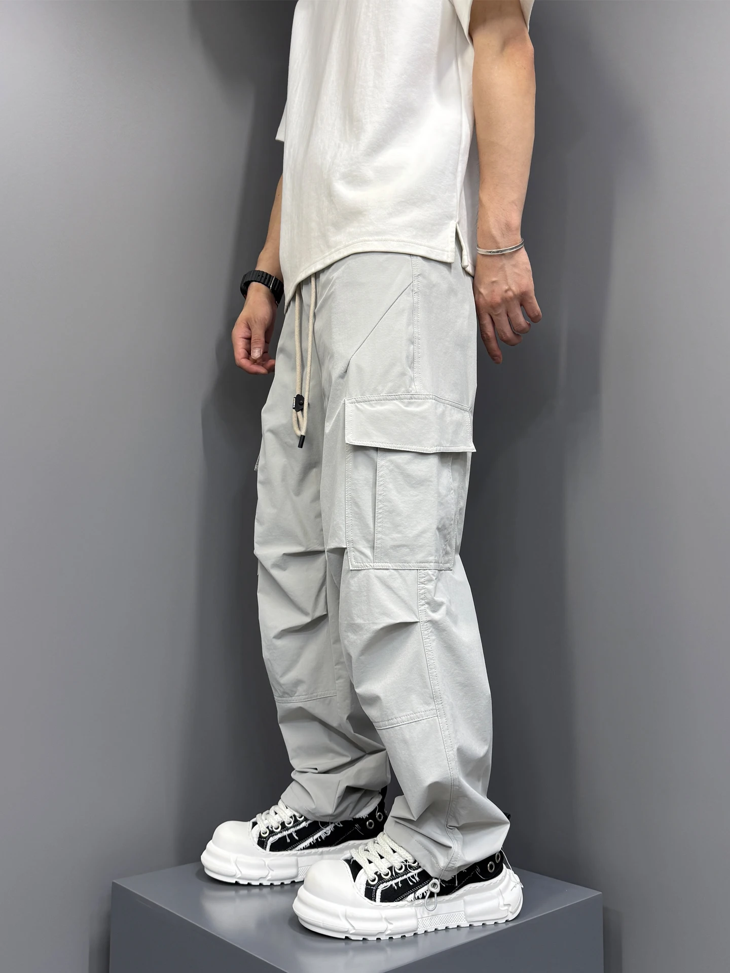 

Новые летние мужские повседневные брюки, свободные прямые широкие брюки, длинная уличная американская рабочая одежда, универсальные модные спортивные брюки