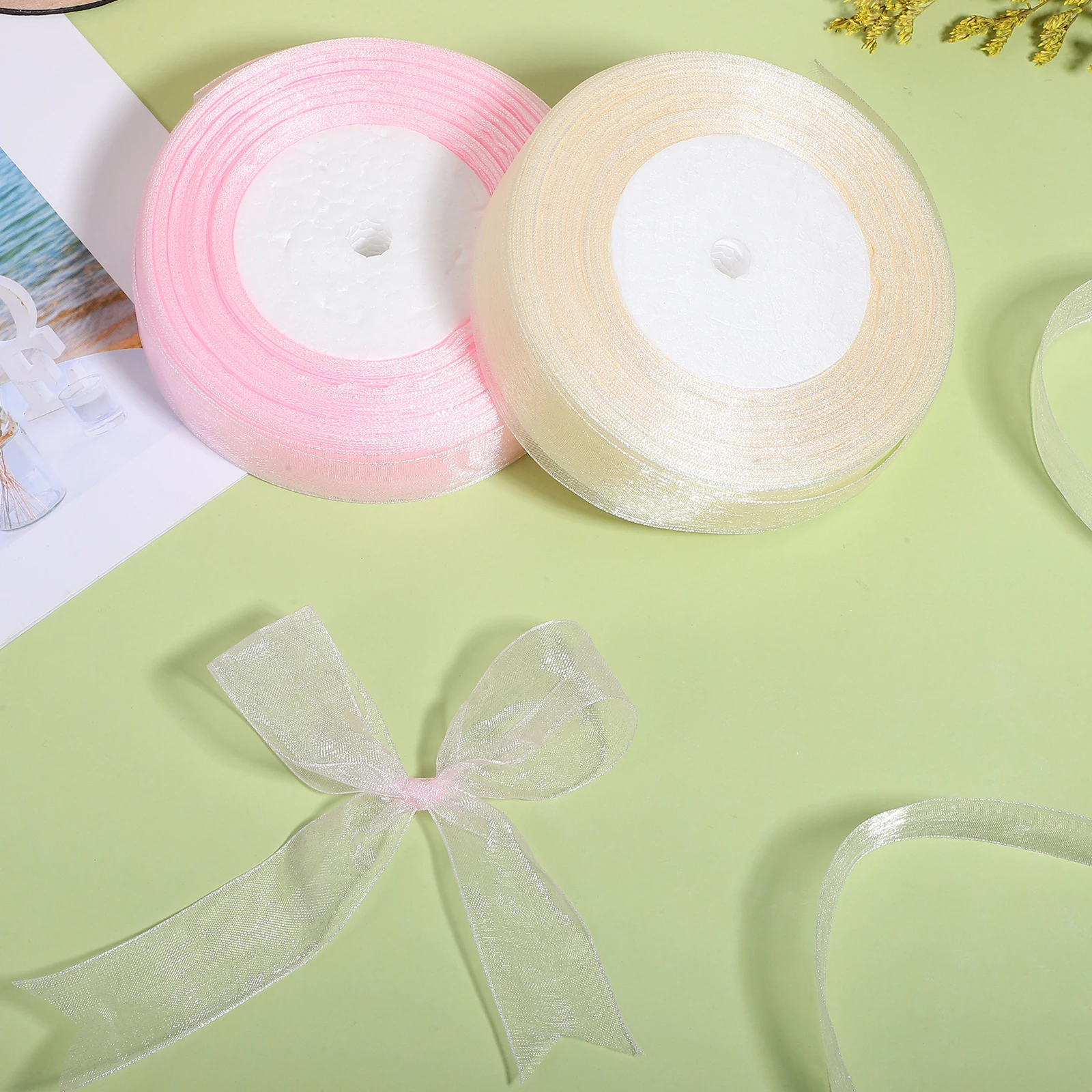 

2 Rolls Gift Wrapping Ribbon Clear Decorative Tapes Sheer Ribbons for Presents DIY Crafts Wedding Party Flower Bottle Cake