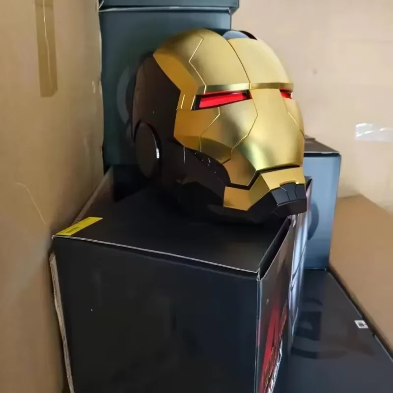 2026 Nieuwe Iron Man Mk5 Zwarte Helm Automatische Spraakbesturing Avengers Mk5 Cosplay Met Led Licht Speelgoed Afsluitbare Ironman Helm Cadeau