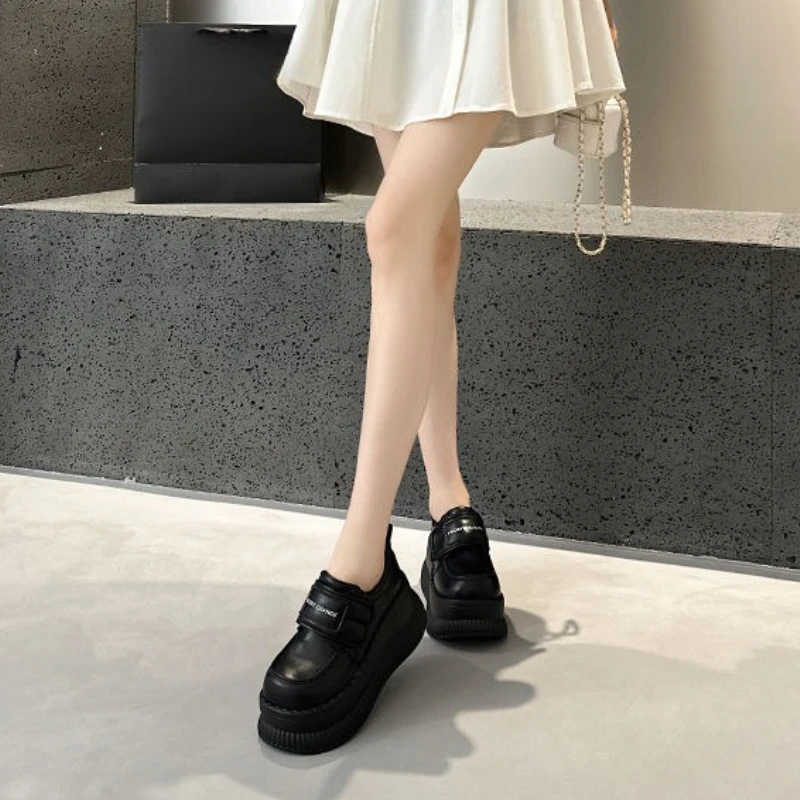 

Thick Sole White Sneakers for Women 2025 Spring Retro Chunky Platform Design Lightweight Versatile for Sports Ins Style​