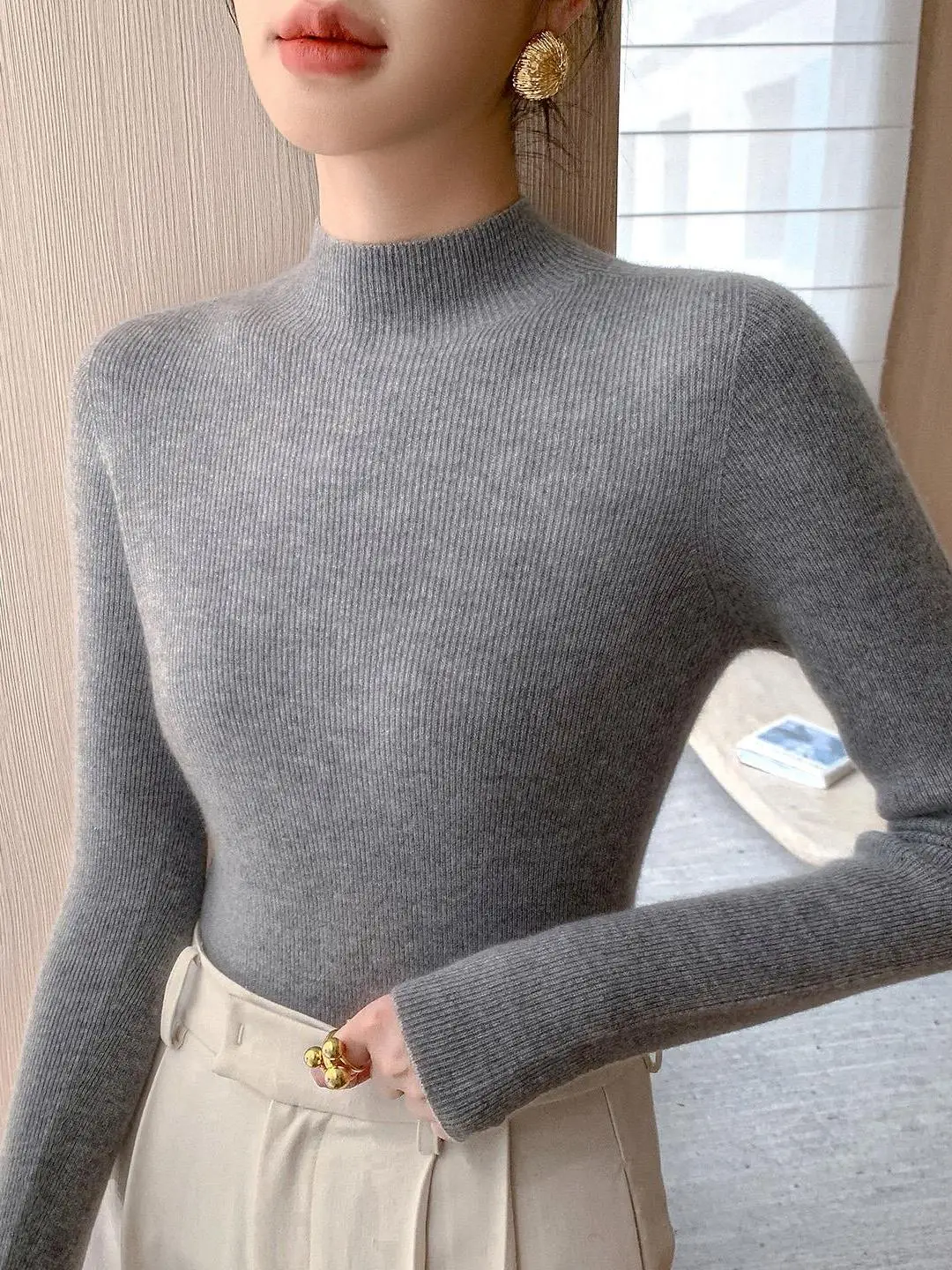 เสื้อสเวตเตอร์ไหมพรมถักสำหรับผู้หญิง คอสูง ทรงเข้ารูป ใส่เป็นเสื้อตัวในได้ เหมาะสำหรับฤดูใบไม้ร่วงและฤดูหนาว รุ่นใหม่ สไตล์อเนกประสงค์