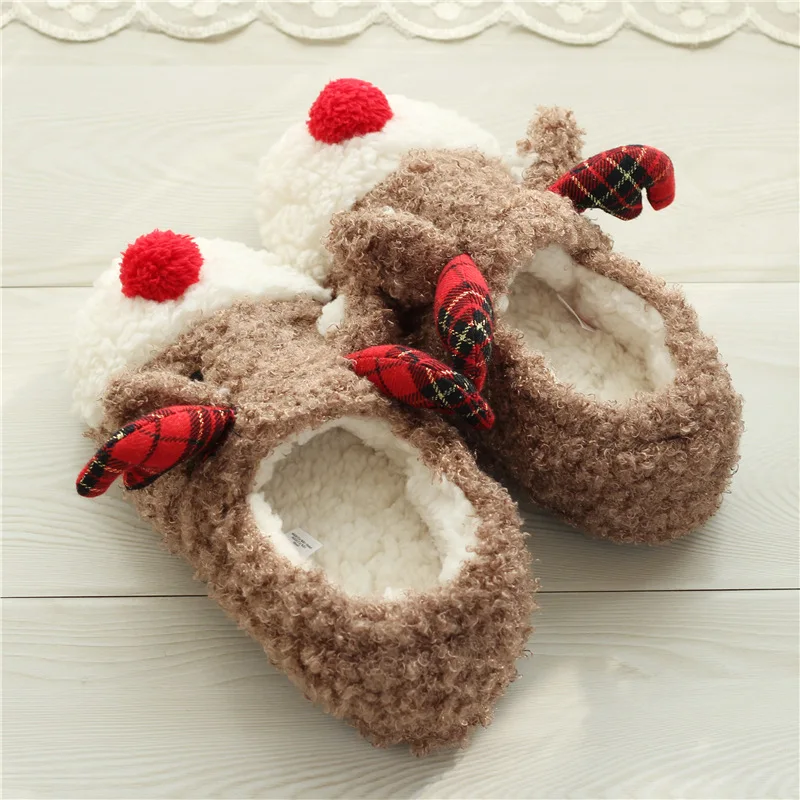 Christmas Reindeer Plush Slippers Women Winter Warm Furry Home Slippers Closed‑Toe Non‑Slip Indoor House Shoes Xmas Holiday Gift