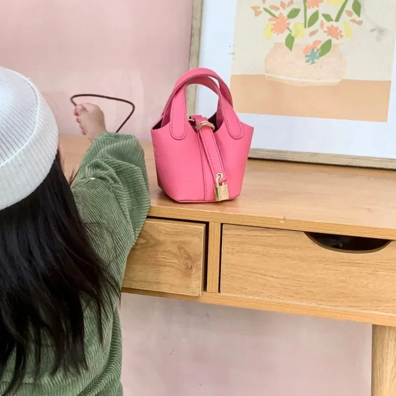 Tas selempang anak Mini Fashion 2024 tas tangan terbaru Bucket tas kurir tamasya kualitas tinggi murah